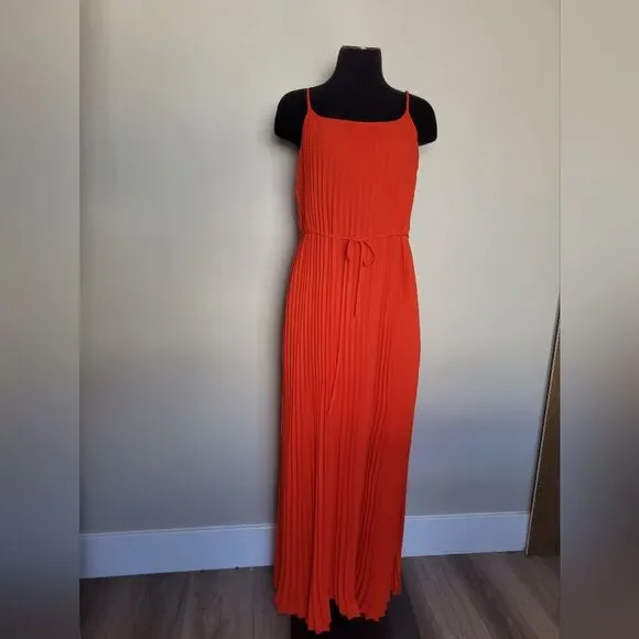 Banana Republic | Dresses | Banana Republic Red Pleated Maxi Dress  Spaghetti Strap Slit Sexy Date Night Us 8 | Poshmark